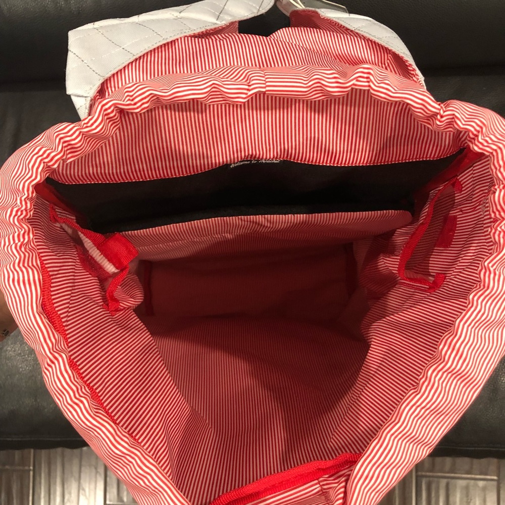 BRAND NEW HERSCHEL LARGE LITTLE AMERICA BACKPACK